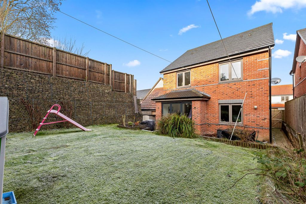 Property photo 2 of 34 P1685399.Jpg