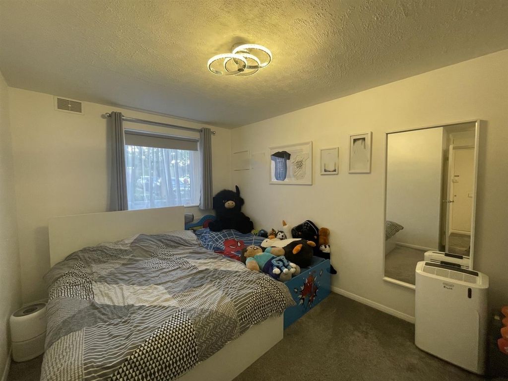 Property photo 2 of 6 d2c470ce-A137-4599-8262-89B8Cbfd1Afe.Jpg