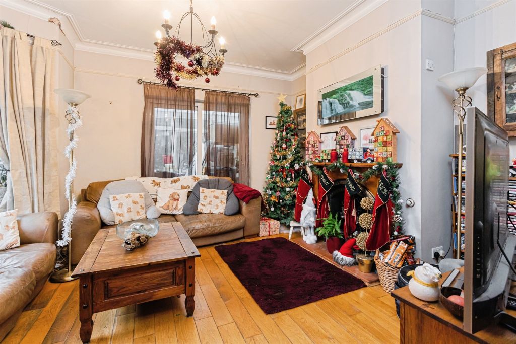 Property photo 2 of 21