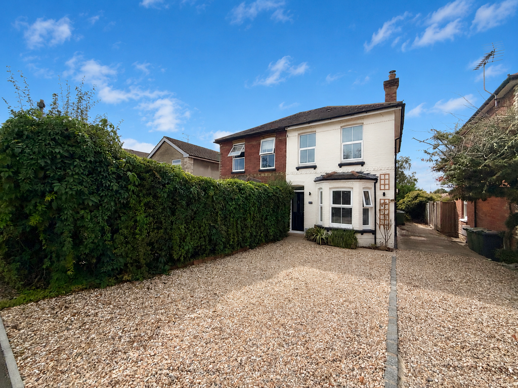 Property photo 1 of 12 2Aa35B77-1541-410A-8143-54A2D2F508A8