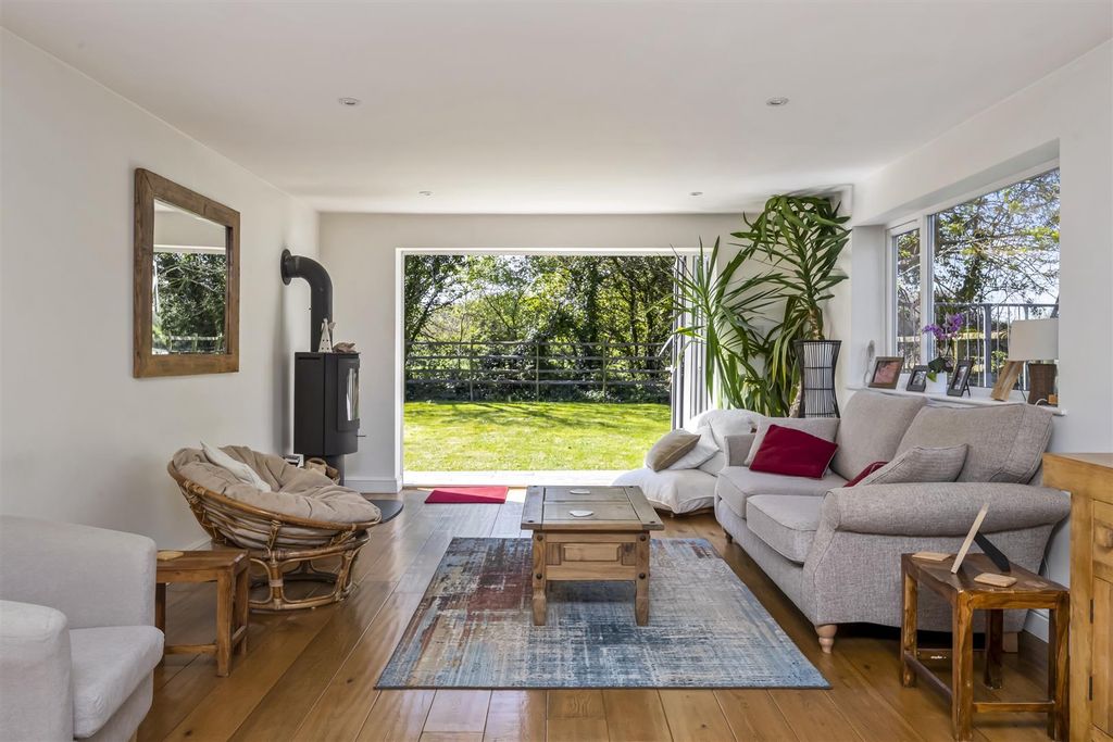 Property photo 2 of 34 Peak Lane, Meadow View, 1-014.Jpg