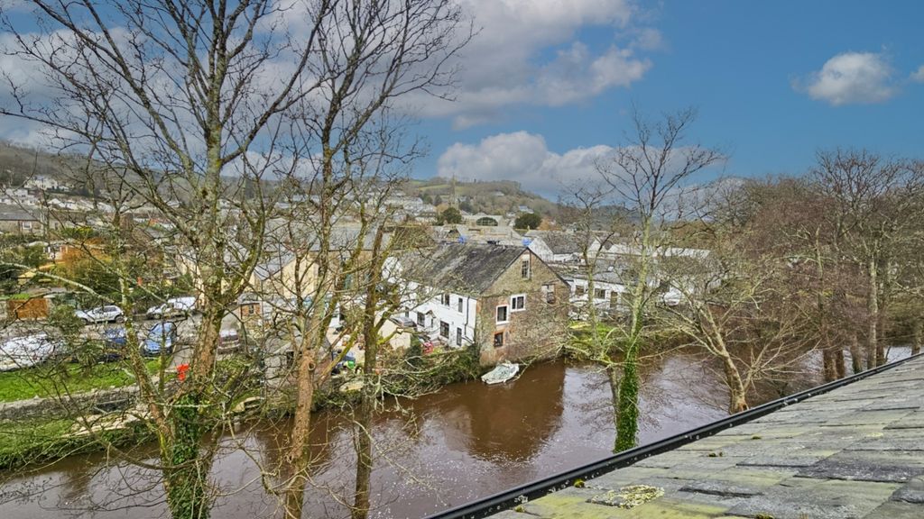 Property photo 2 of 11 _Tps 01208 74182-63