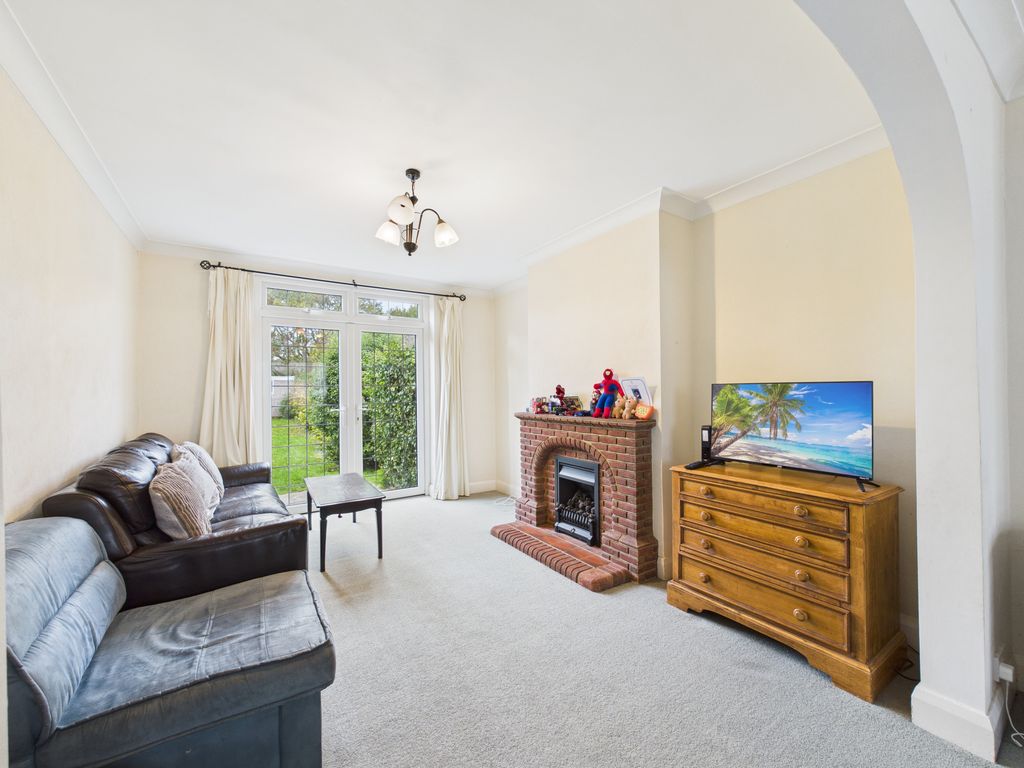 Property photo 2 of 13