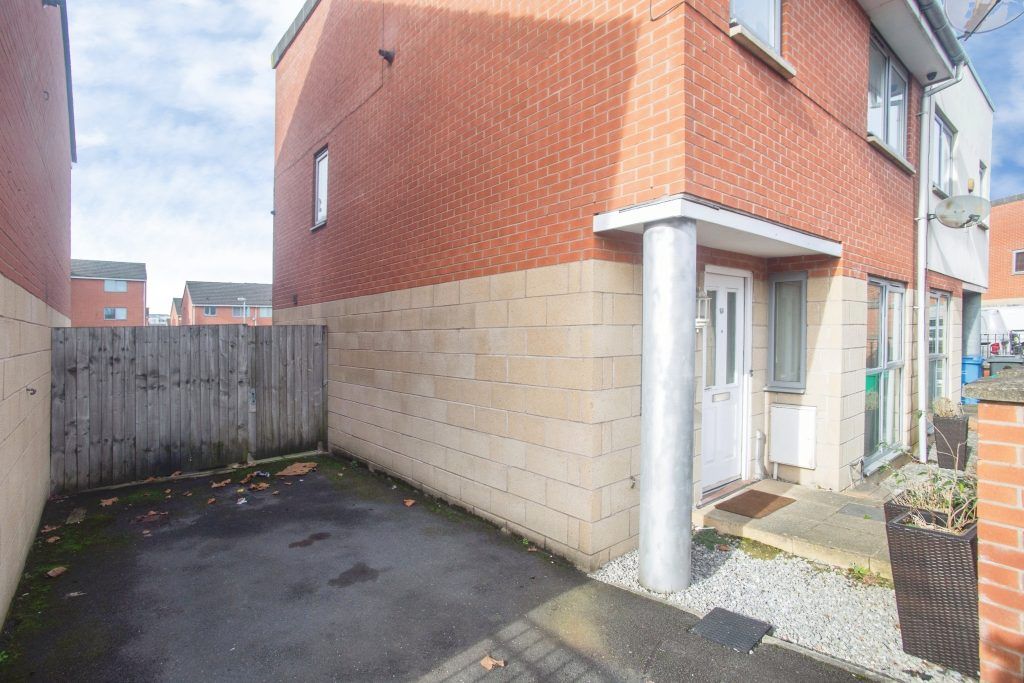 Property photo 3 of 26