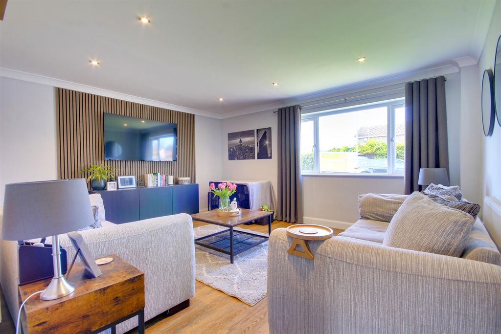 Property photo 3 of 15 Img_3874-Img_3876.Jpg