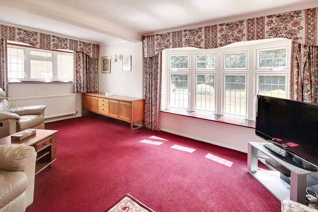 Property photo 3 of 15