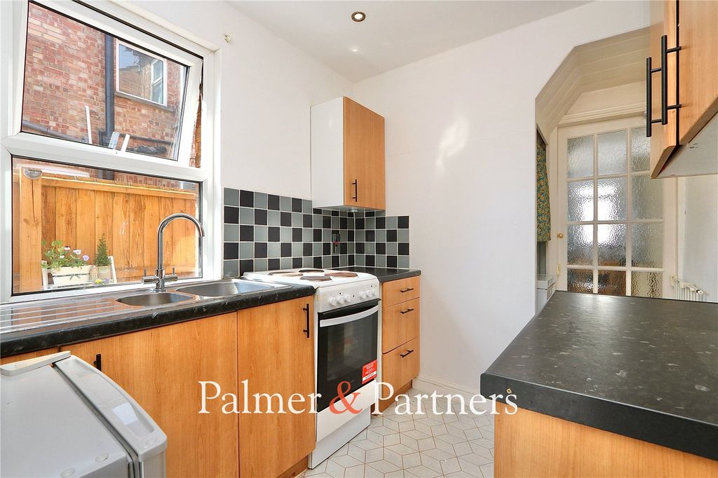 Property photo 3 of 15 Picture No. 02