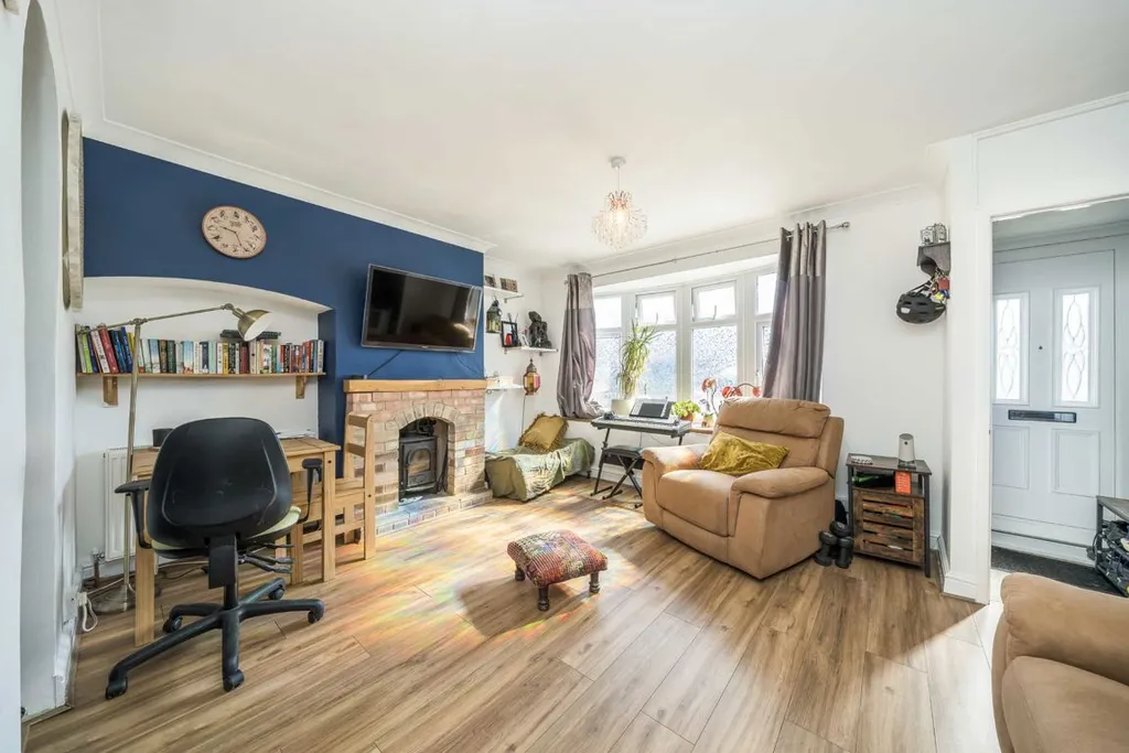 Beaconsfield Road, London SE9 - View 6