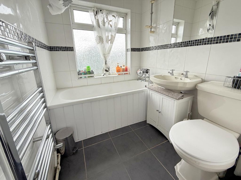 Property photo 2 of 13 Img_0699.Jpg