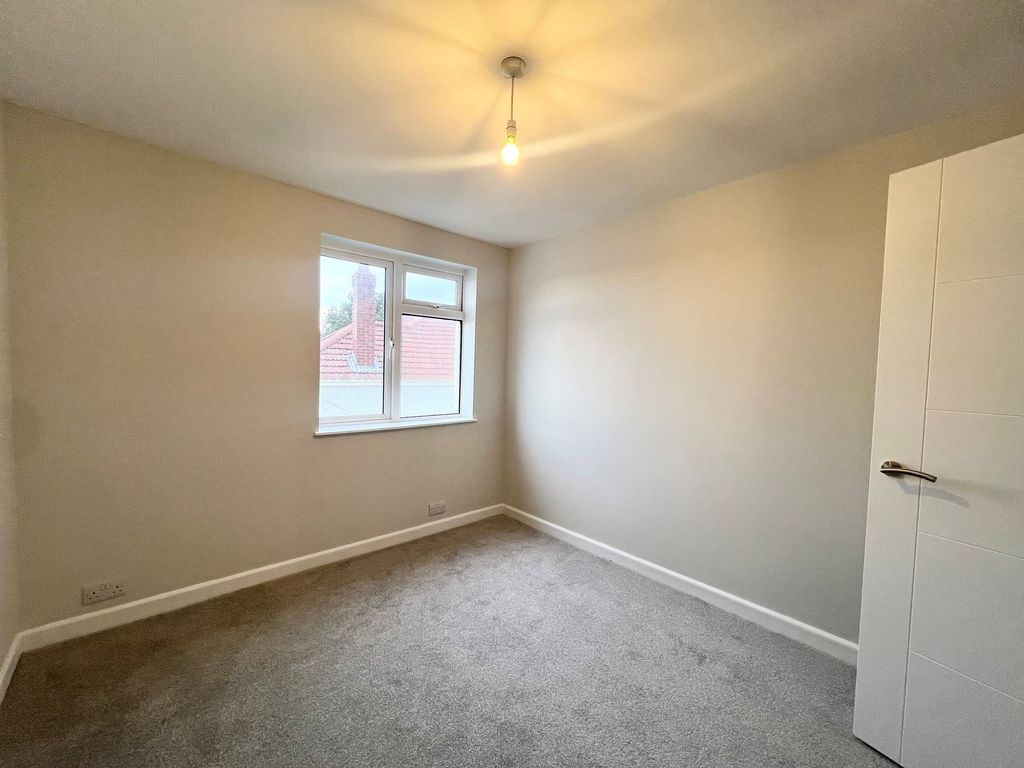 Additional image 6 of 2 bed flat for saleFlat 3 Ashley House, St Saviour JE2