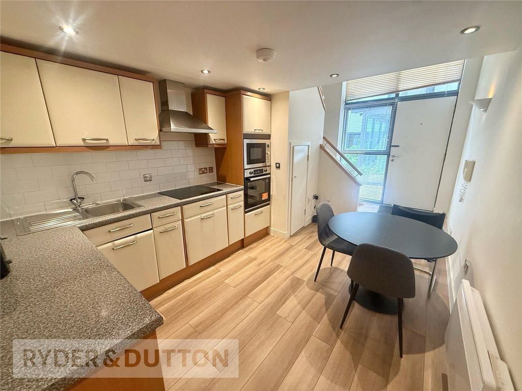 Property photo 3 of 18 Kitchen/Diner