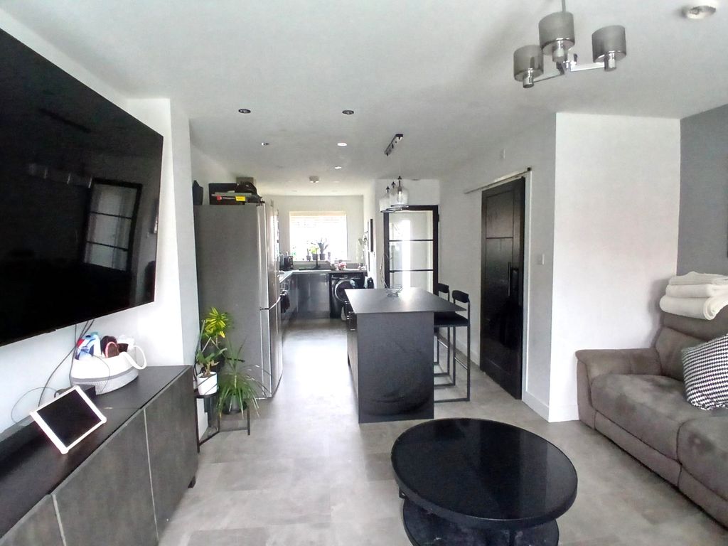 Property photo 2 of 13 Living Room