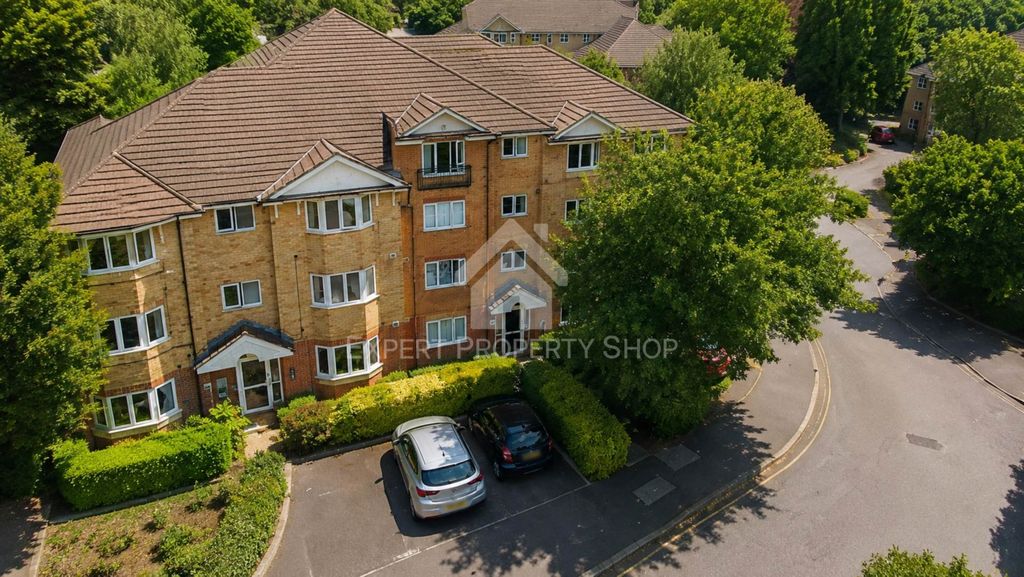 Property photo 1 of 12
