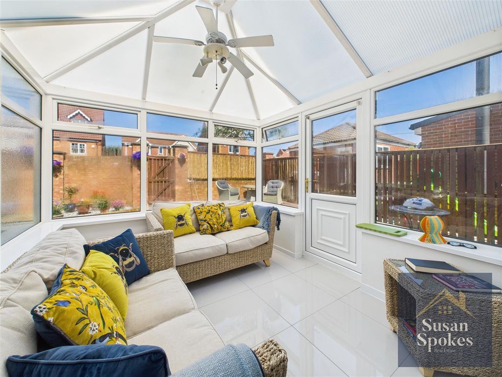 Property photo 2 of 30 Cam01858G0-Pr0140-Still013.Jpg