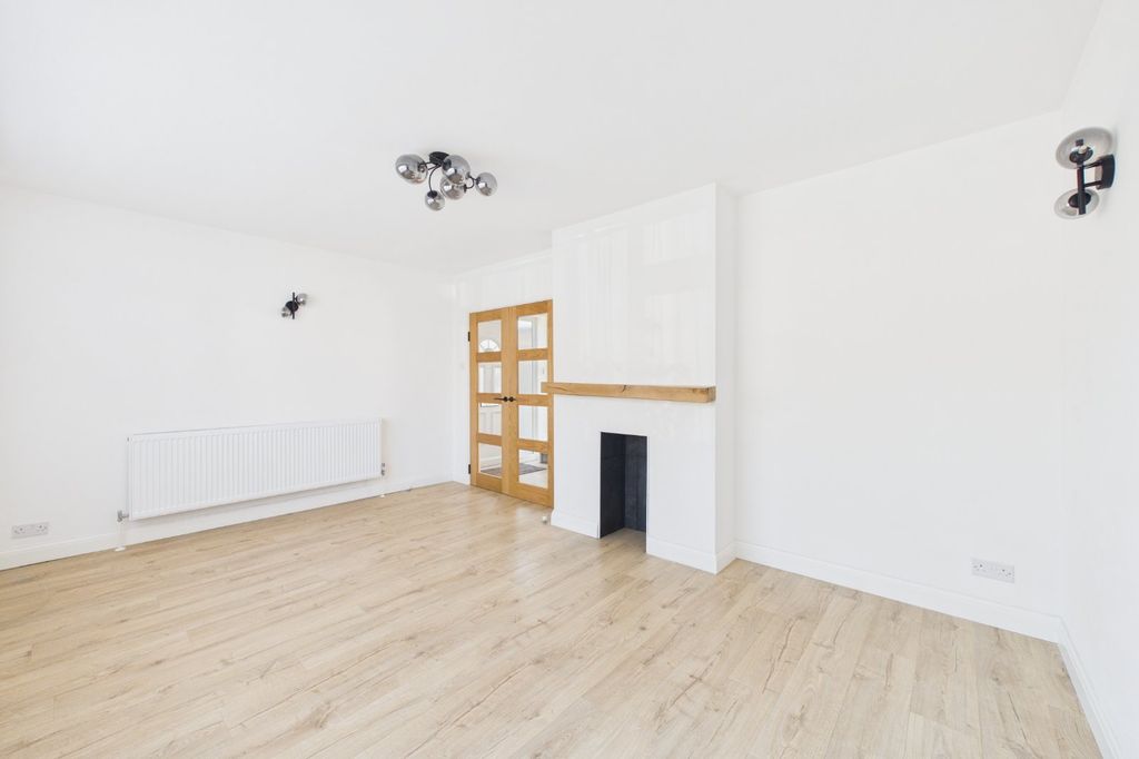 Property photo 3 of 12 Picture No. 09