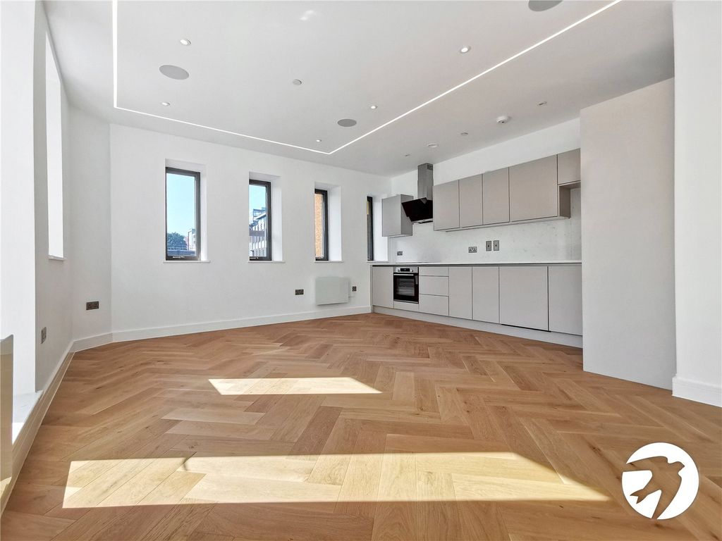 Property photo 2 of 10 Picture No. 04