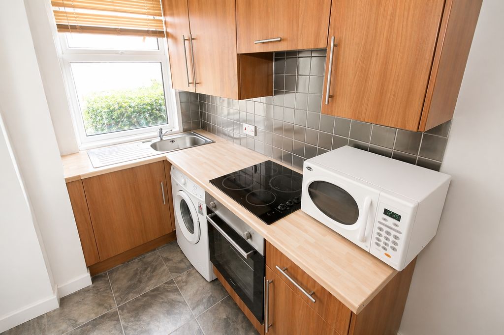 Property photo 1 of 10 Picture No. 15