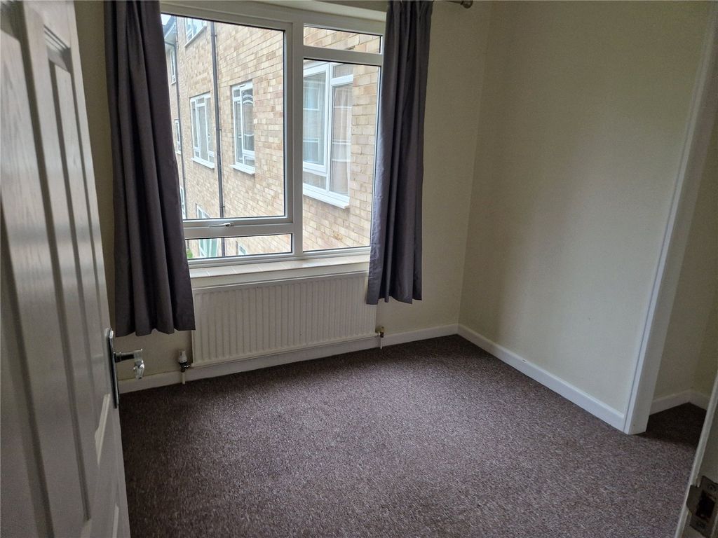 Property photo 3 of 6 Picture No. 02