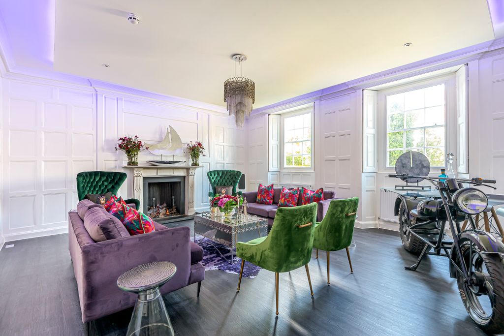 Additional image 5 of 9 bed detached house to rentSt. Thomas Street, Lymington SO41