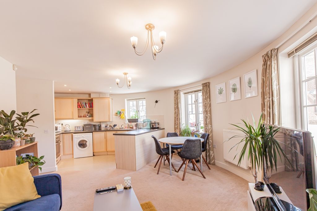 Property photo 2 of 6 163084