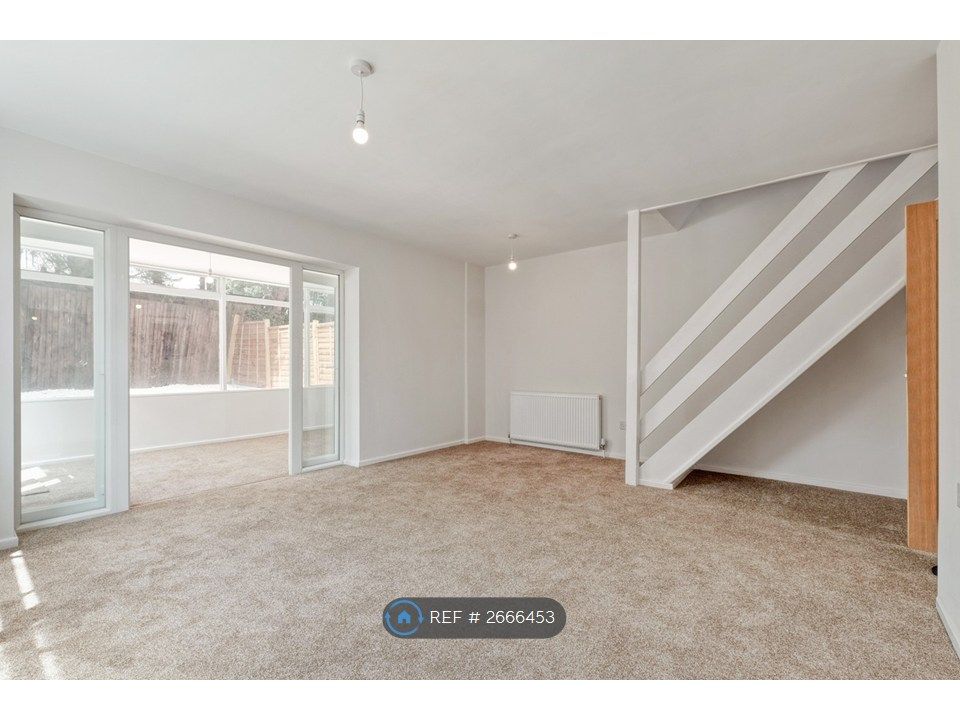 Property photo 3 of 10 Lounge Diner