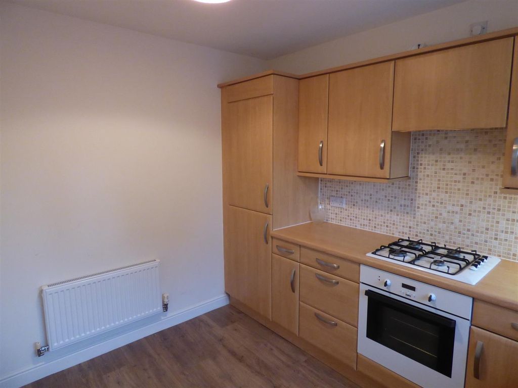 Property photo 3 of 16 Kitchen  .Jpg