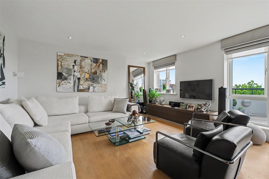 Property photo 3 of 16 3.Jpg
