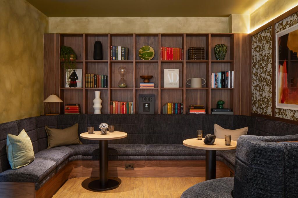 Property photo 1 of 13 d7c497307Def30592B5d26E4F2Ec