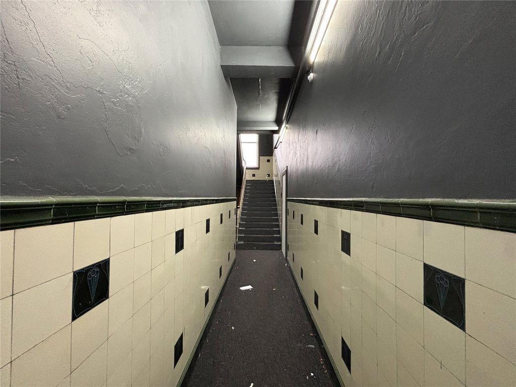 Property photo 2 of 8 Picture No. 09