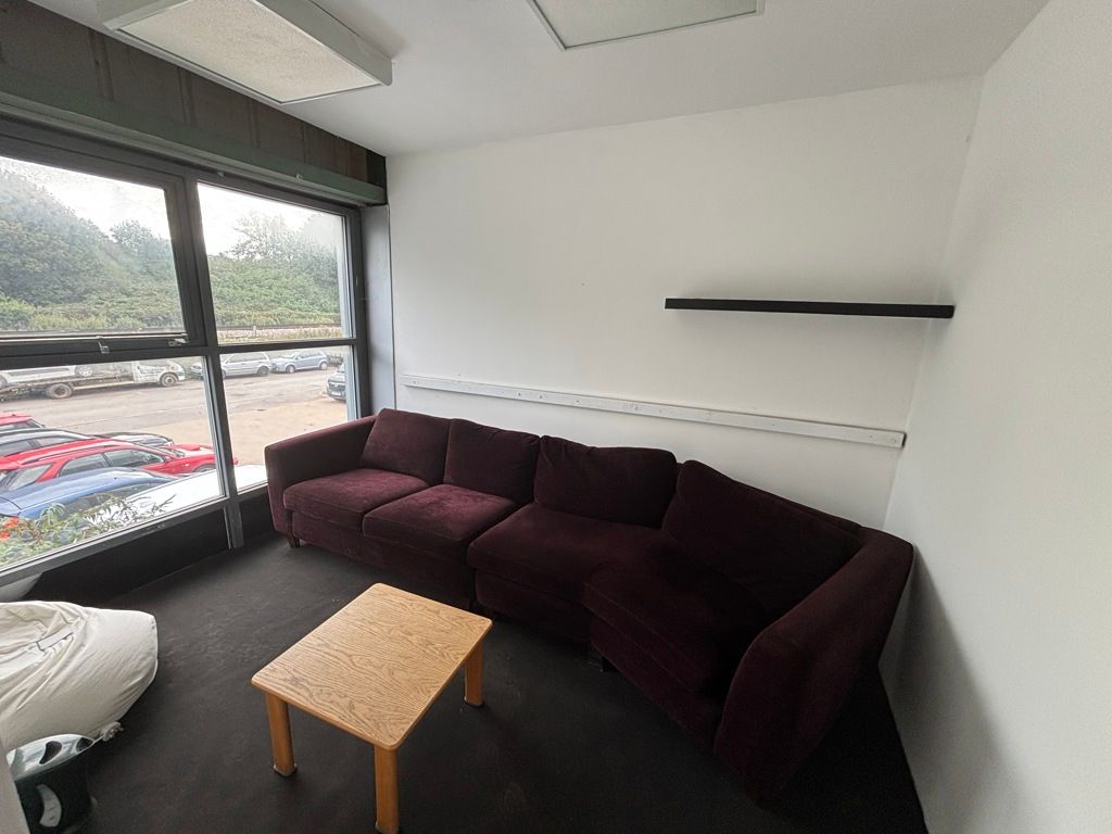 Property photo 2 of 6 Photo 1