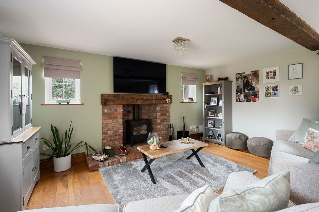 Property photo 2 of 45