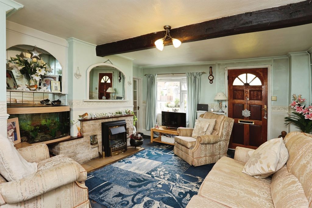 Property photo 3 of 15