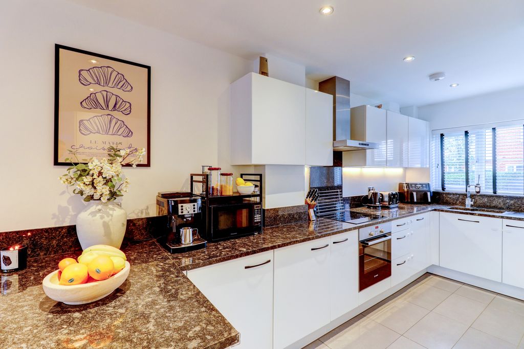 Property photo 3 of 13 Picture No. 13