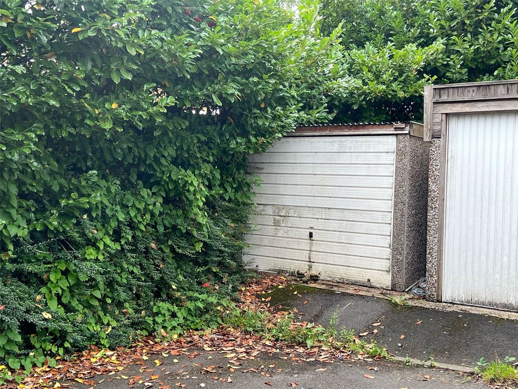 Property photo 2 of 3 Picture No. 03