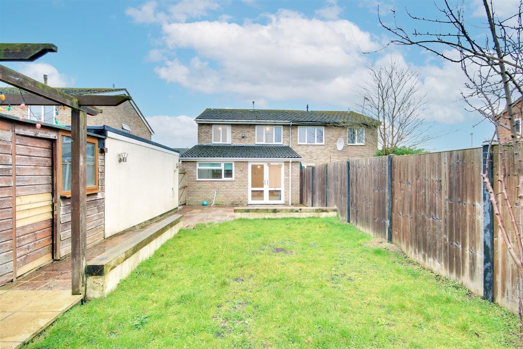 Property photo 2 of 13 Img_2886-Img_2888.Jpg