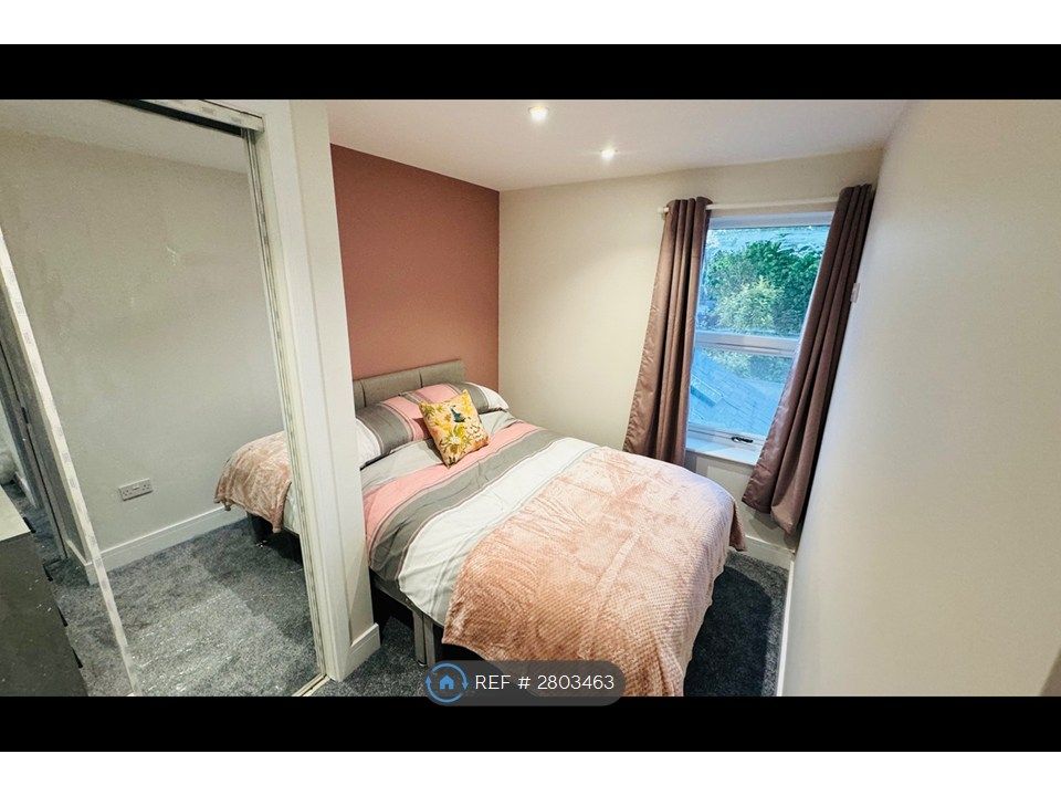 Property photo 2 of 28 Room 4 - Double Room For Single Occupancy Only