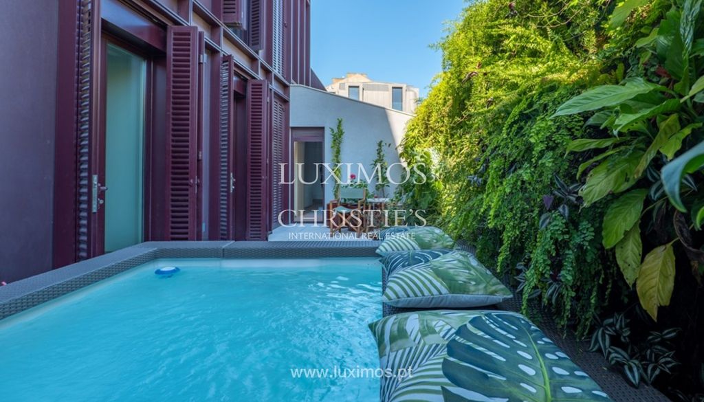 Property photo 1 of 25