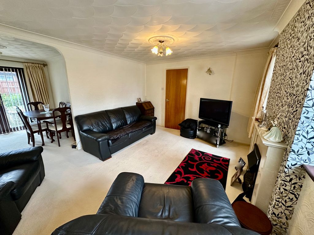 Property photo 3 of 23 Img_3208