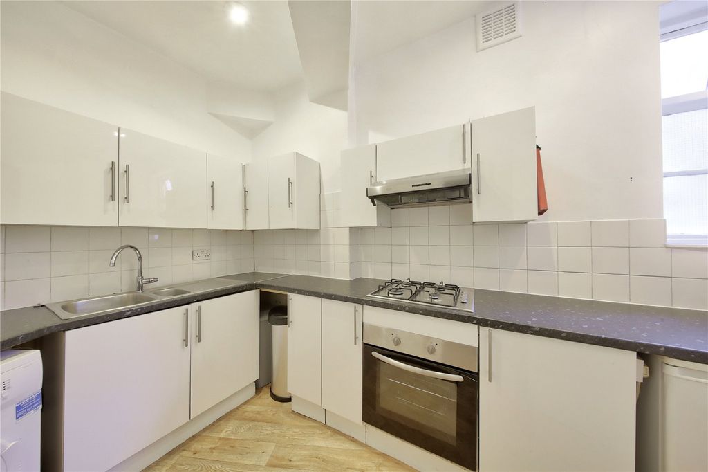 Property photo 2 of 12 Picture No. 09