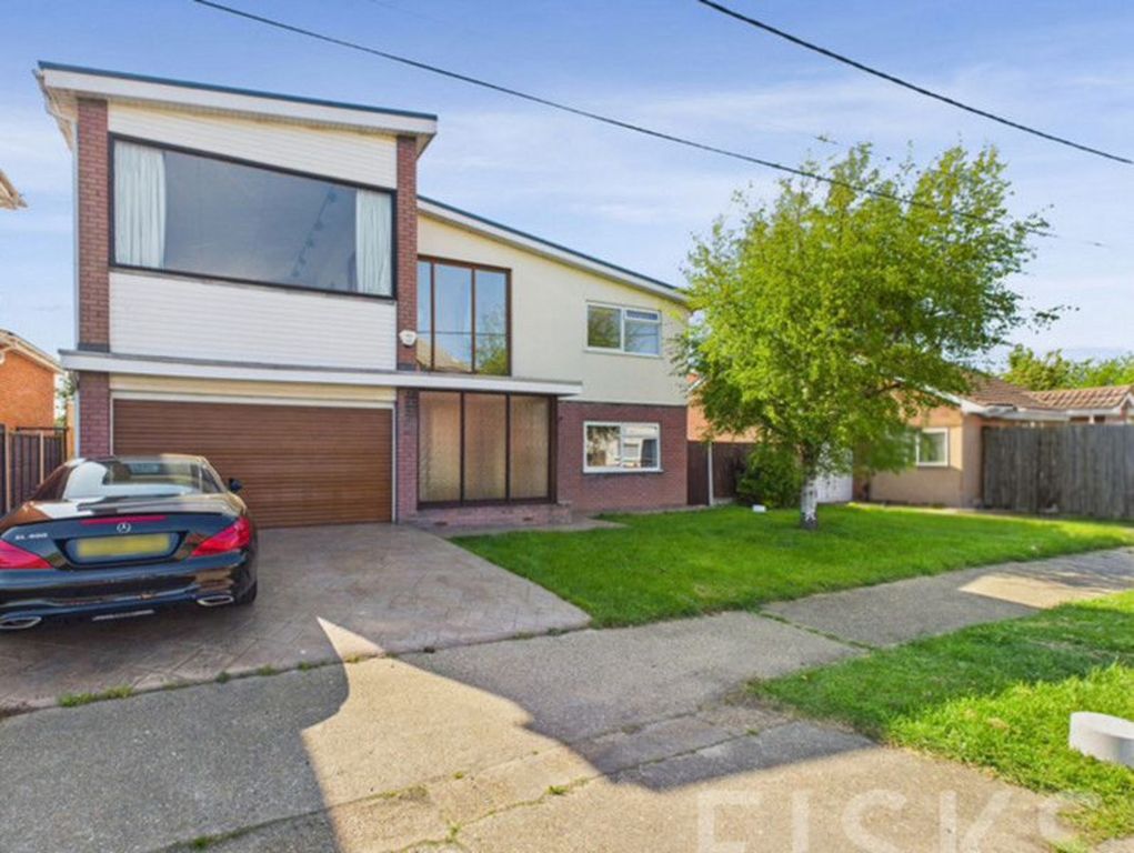 Property photo 1 of 23