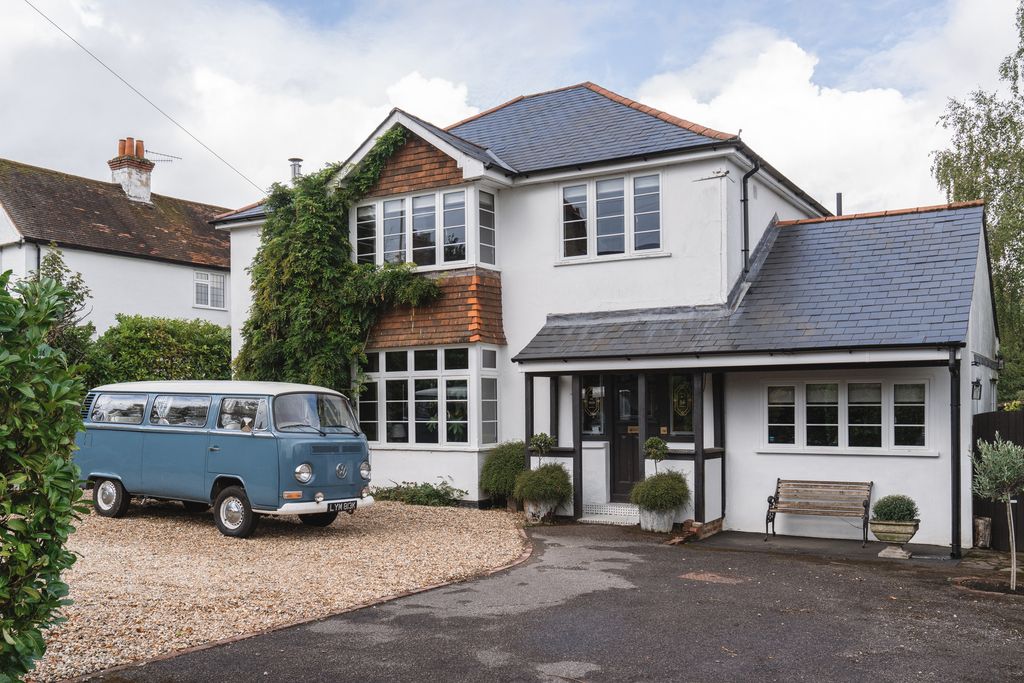 Property photo 2 of 31 310998 - 84Cranmorelane_Highres-73.Jpg