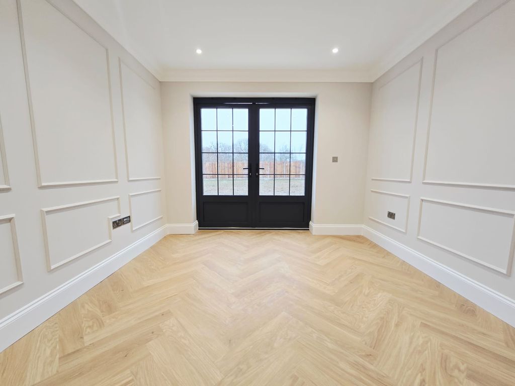 Property photo 2 of 4