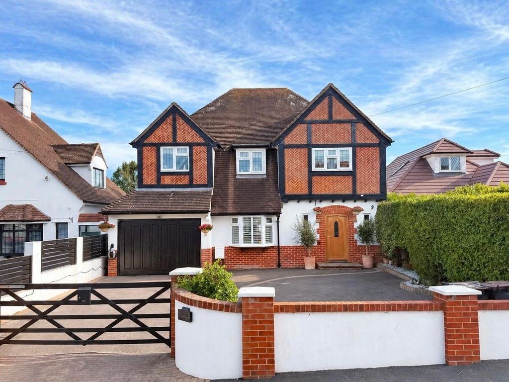 Property photo 1 of 34