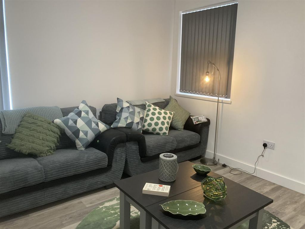 Property photo 1 of 8 Walgrave Street 56 Living Room A.Jpg