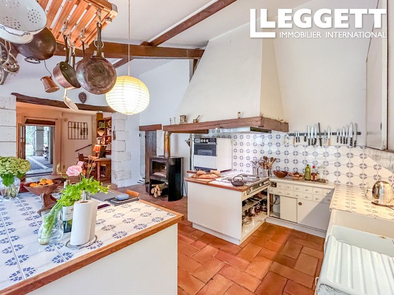 Property photo 2 of 10