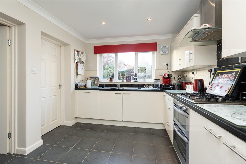 Property photo 3 of 23 Dsc00057.Jpg