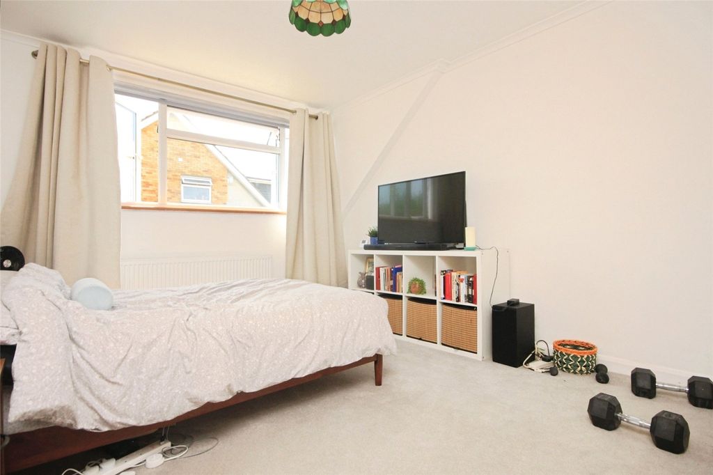 Property photo 3 of 13 Bedroom