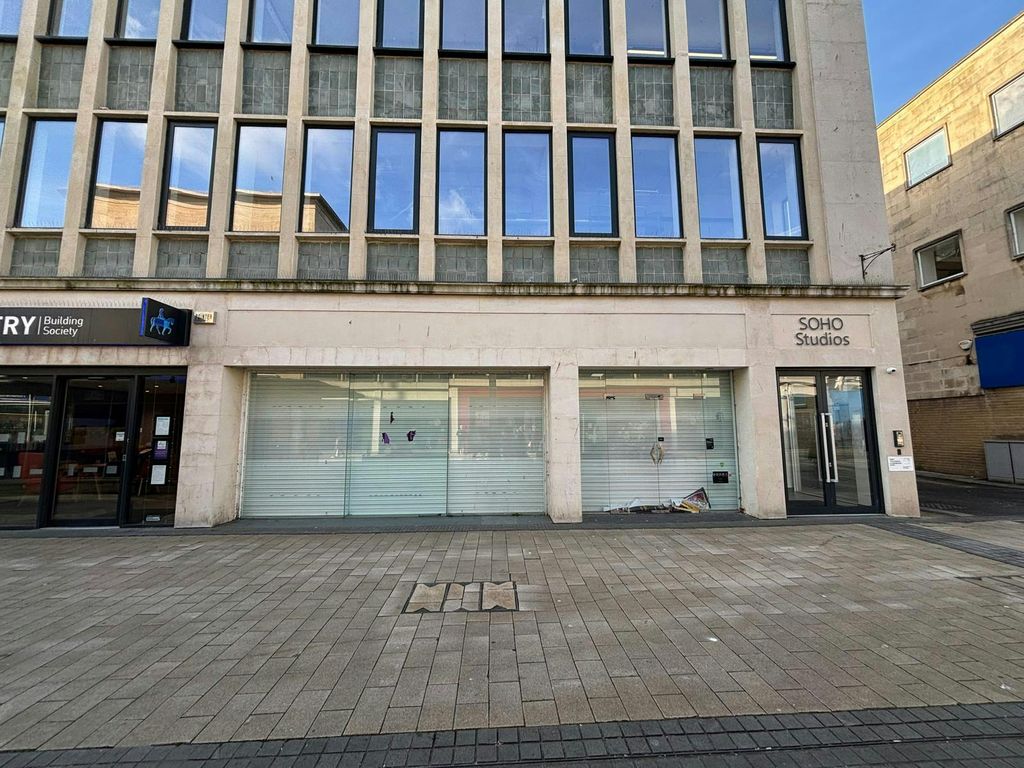 Property photo 3 of 4 Nxyr9230.Jpg