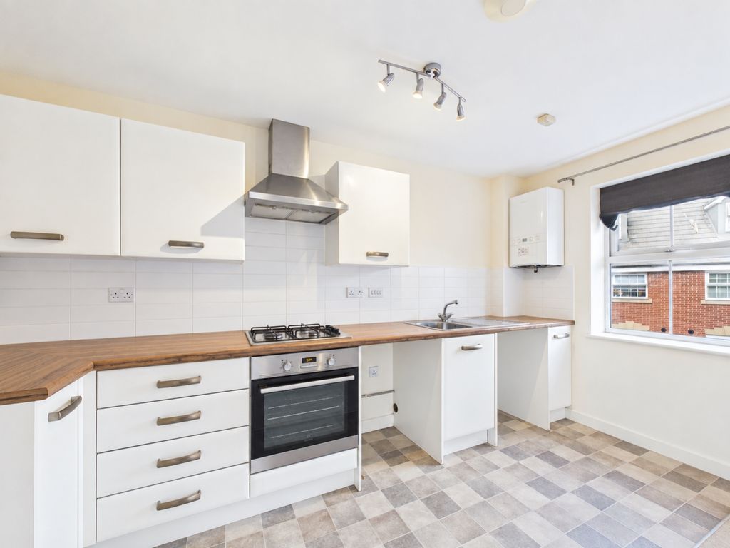 Property photo 2 of 5 Kitchen