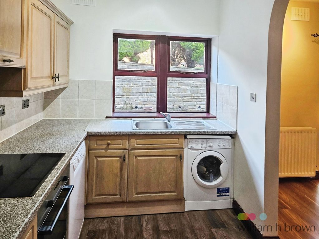 Property photo 3 of 8 Image